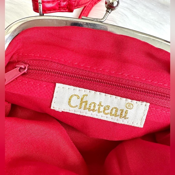 CHATEAU RED CROSSBODY - Picture 7 of 12